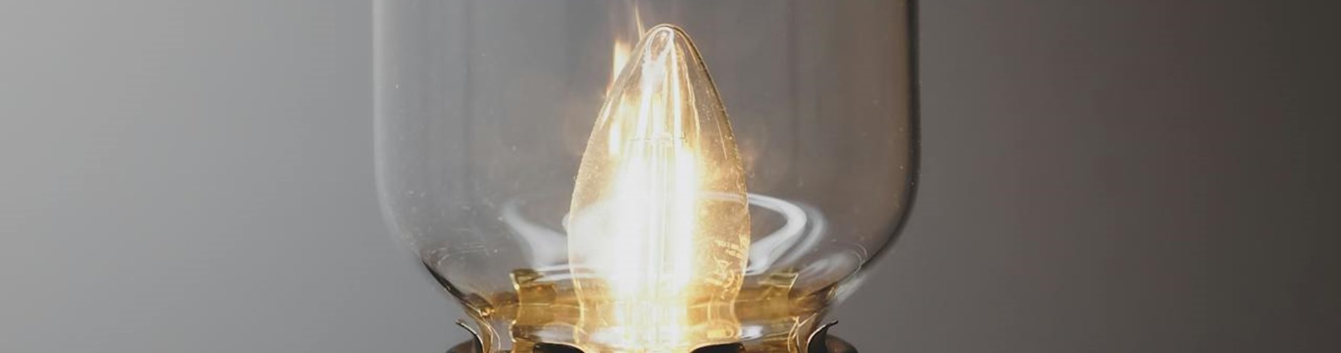 Richiedere variazione intestazione contratto lampada votiva presso il cimitero comunale