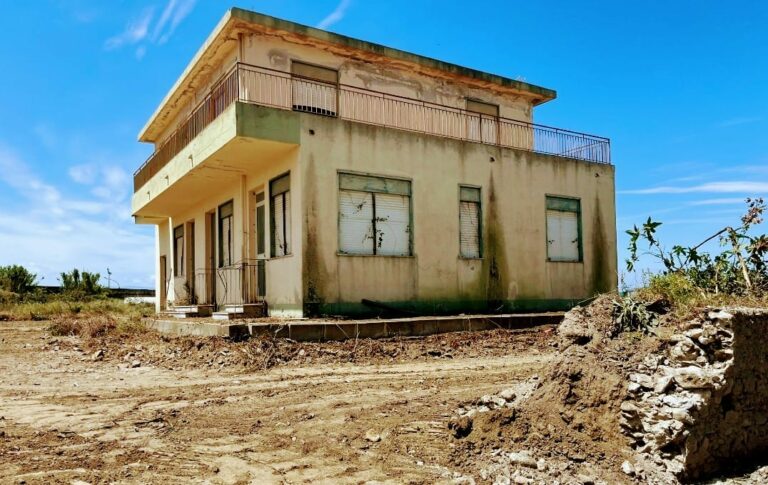 Rifugio per cani e gattile saranno realizzati all’ex mattatoio di Fiumarella